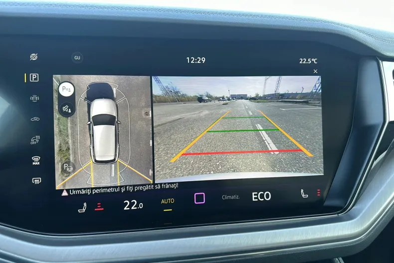 Volkswagen Touareg din 2024 cu 52.152 km - oferta VOL142457 - foto 22