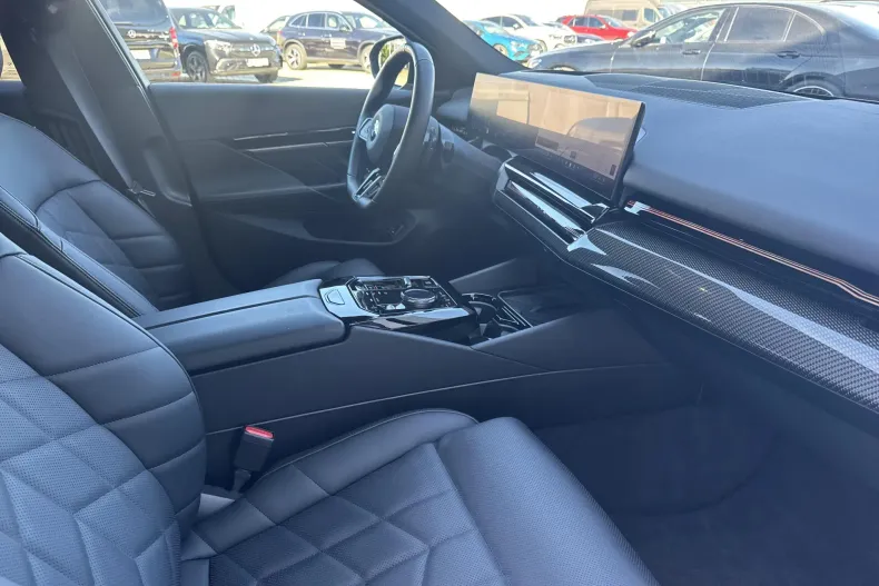 BMW Seria 5 din 2024 cu 18.690 km - oferta BMW142458 - foto 12