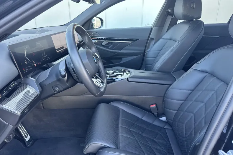 BMW Seria 5 din 2024 cu 18.690 km - oferta BMW142458 - foto 13