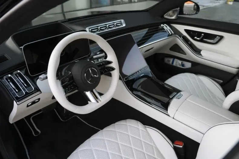 Mercedes-Benz S din 2025 cu 6.000 km - oferta MER142462 - foto 8