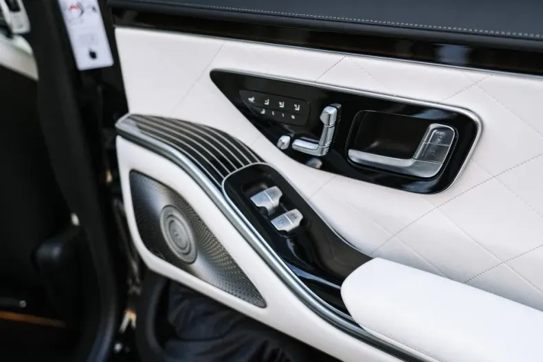 Mercedes-Benz S din 2025 cu 6.000 km - oferta MER142462 - foto 16