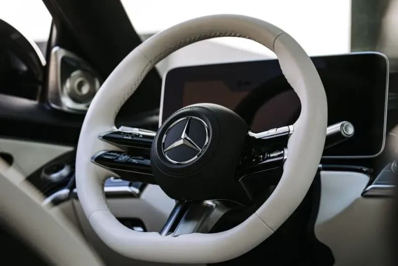 Mercedes-Benz S din 2025 cu 6.000 km - oferta MER142462 - foto 21