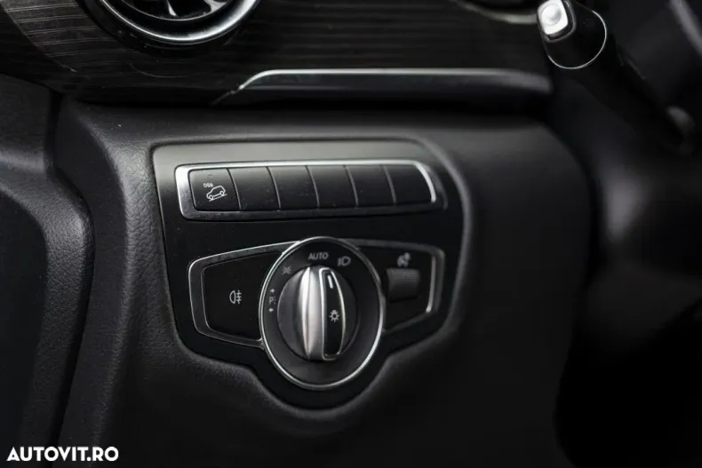 Mercedes-Benz V din 2023 cu 42.000 km - oferta MER142463 - foto 24