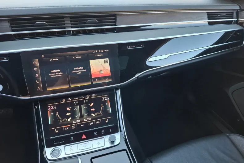Audi A8 din 2022 cu 49.537 km - oferta AUD142467 - foto 27