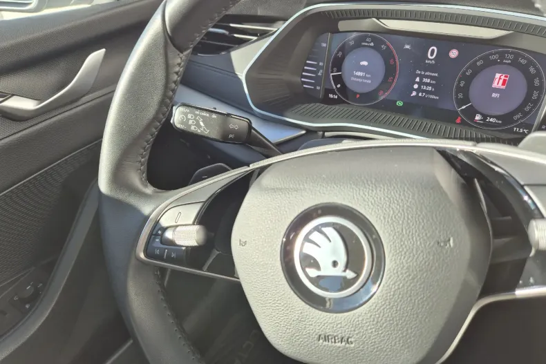 Skoda Octavia din 2024 cu 14.891 km - oferta SKO142468 - foto 15