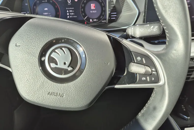 Skoda Octavia din 2024 cu 14.891 km - oferta SKO142468 - foto 16