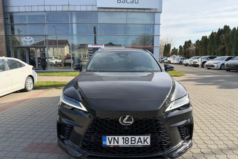Lexus Seria RX din 2025 cu 5.870 km - oferta LEX142486 - foto 3