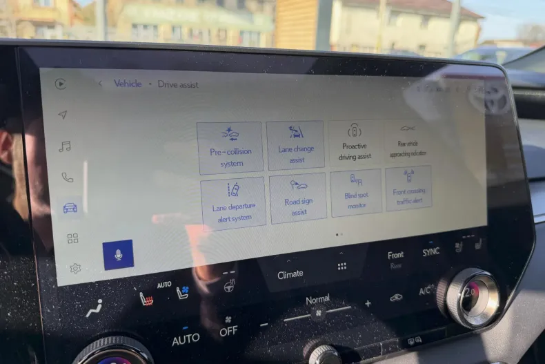 Lexus Seria RX din 2025 cu 5.870 km - oferta LEX142486 - foto 12