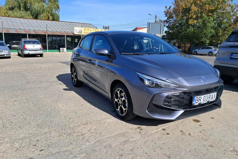 MG MG3 din 2024 cu 3.648 km - oferta MG0142488 - foto 1