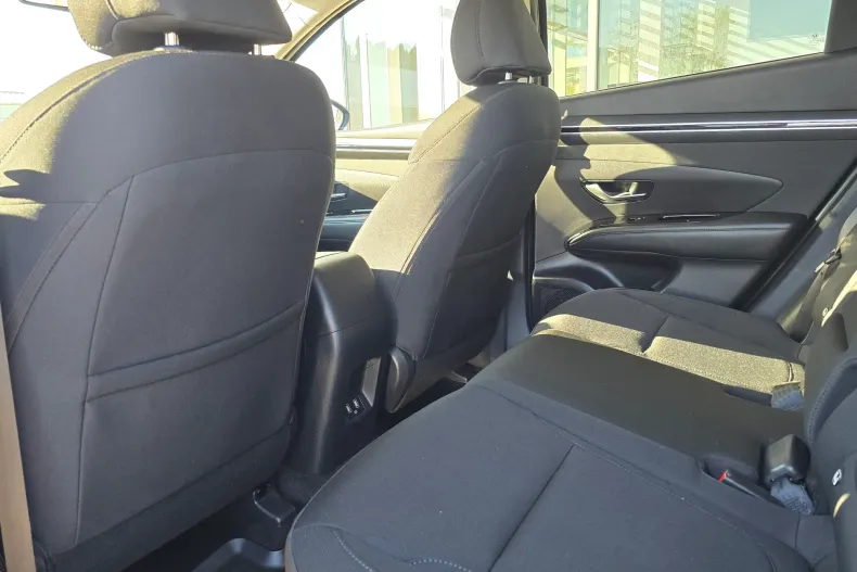 Hyundai TUCSON din 2021 cu 46.175 km - oferta HYU142490 - foto 17