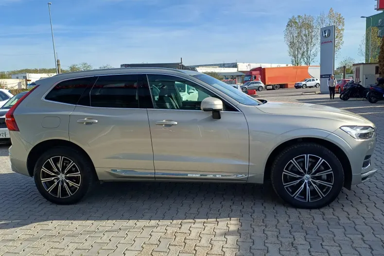Volvo XC60 din 2020 cu 65.671 km - oferta VOL142495 - foto 5