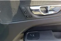 Volvo XC60 din 2020 cu 65.671 km - oferta VOL142495 - foto 20