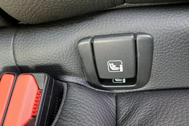 Volvo XC60 din 2020 cu 65.671 km - oferta VOL142495 - foto 29