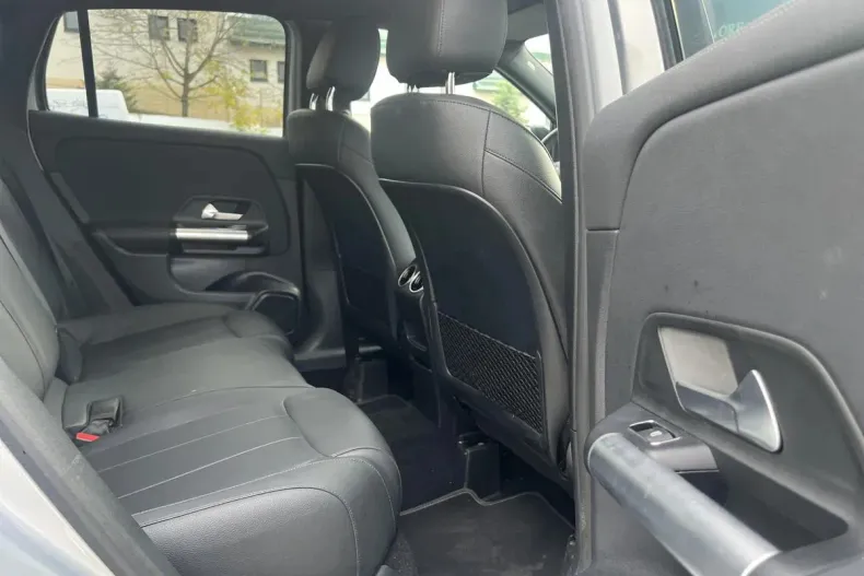 Mercedes-Benz GLA din 2024 cu 23.424 km - oferta MER142497 - foto 14