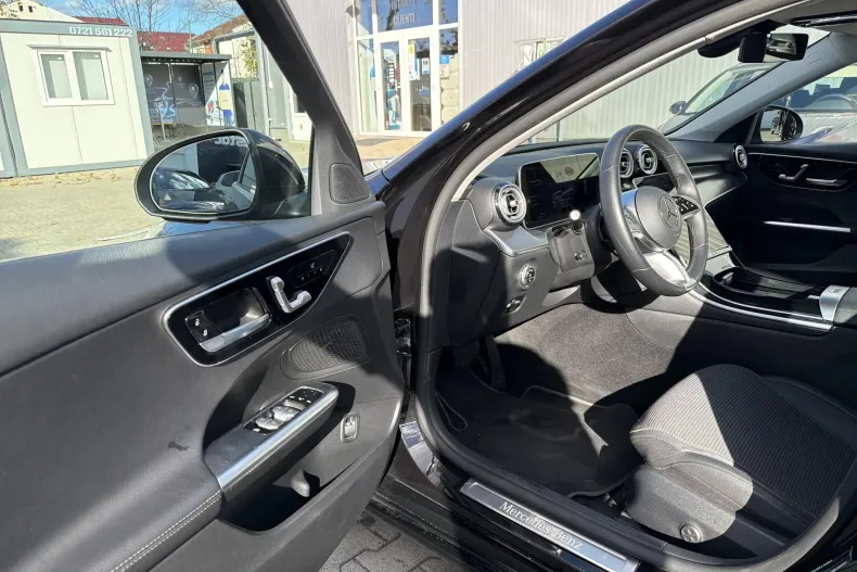 Mercedes-Benz C din 2025 cu 19.609 km - oferta MER142498 - foto 9
