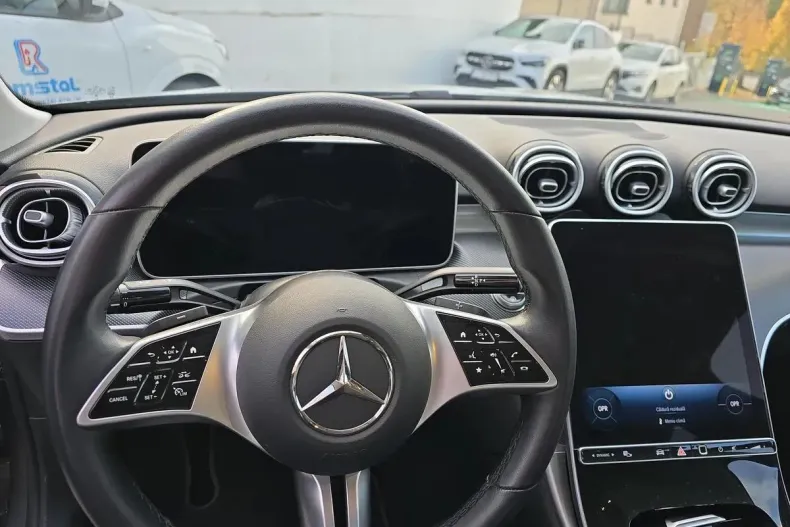 Mercedes-Benz C din 2024 cu 22.750 km - oferta MER142500 - foto 10