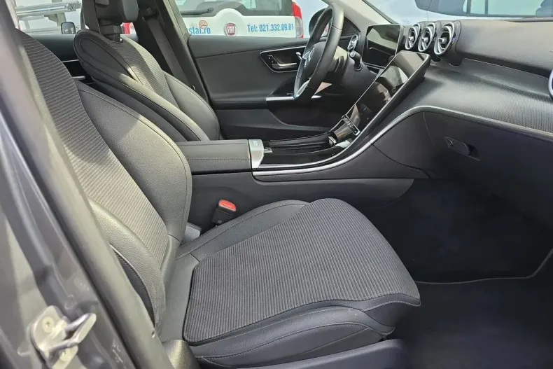 Mercedes-Benz C din 2024 cu 22.750 km - oferta MER142500 - foto 13