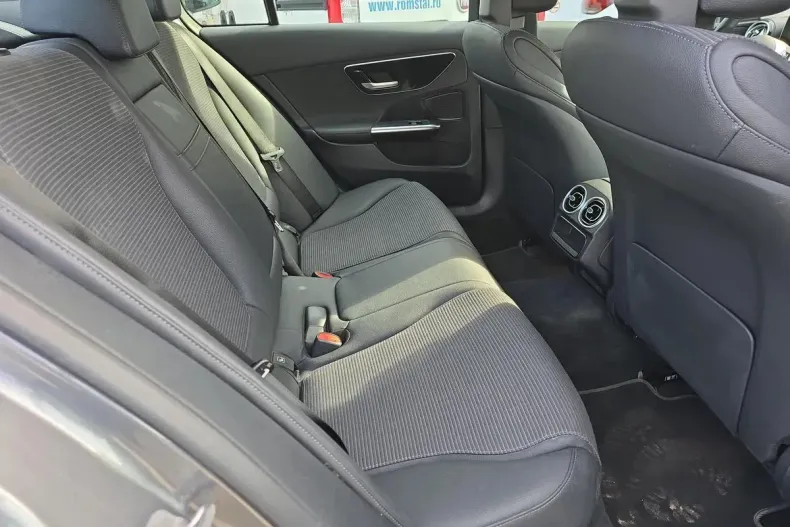 Mercedes-Benz C din 2024 cu 22.750 km - oferta MER142500 - foto 14