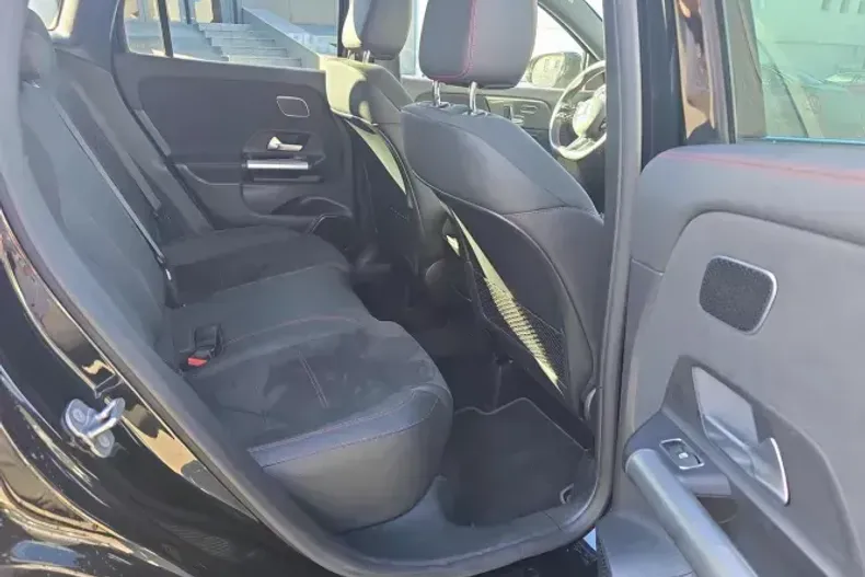 Mercedes-Benz GLA din 2024 cu 26.500 km - oferta MER142503 - foto 13