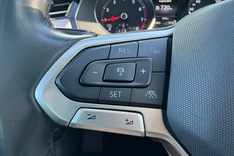 Volkswagen Passat din 2022 cu 84.500 km - oferta VOL142520 - foto 21