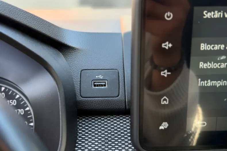 Dacia Logan din 2023 cu 55.680 km - oferta DAC142524 - foto 15