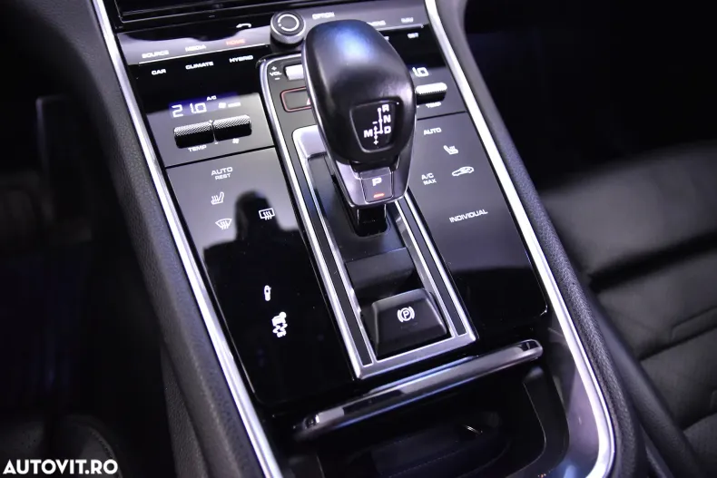Porsche Panamera din 2019 cu 101.212 km - oferta POR142529 - foto 17
