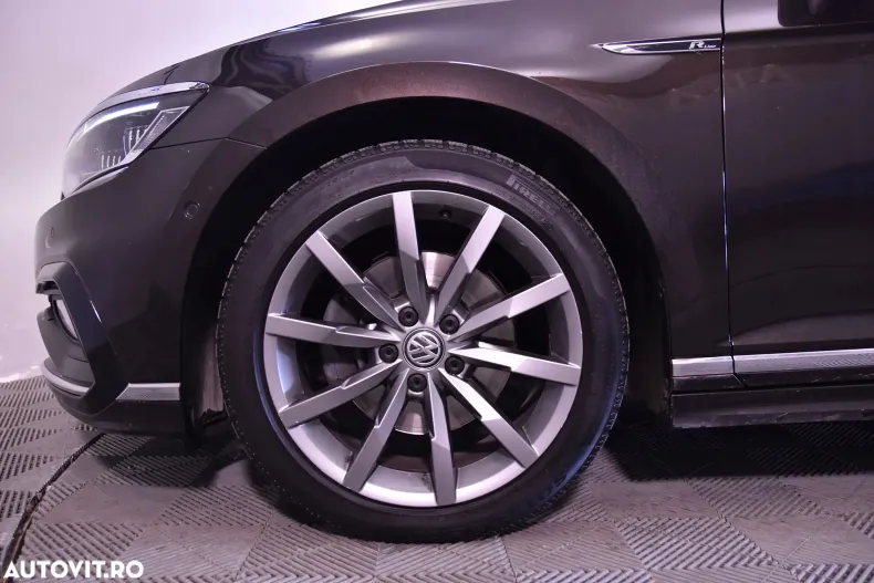 Volkswagen Passat din 2019 cu 167.953 km - oferta VOL142546 - foto 13