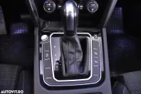 Volkswagen Passat din 2019 cu 167.953 km - oferta VOL142546 - foto 17