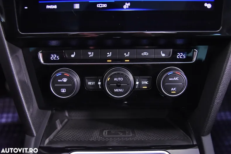 Volkswagen Passat din 2019 cu 167.953 km - oferta VOL142546 - foto 18