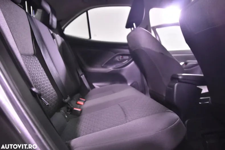 Toyota Yaris Cross din 2022 cu 49.421 km - oferta TOY142547 - foto 12