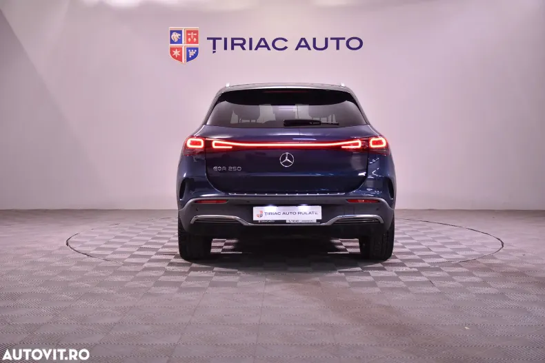 Mercedes-Benz EQA din 2021 cu 46.402 km - oferta MER142550 - foto 4