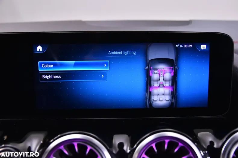 Mercedes-Benz EQA din 2021 cu 46.402 km - oferta MER142550 - foto 19