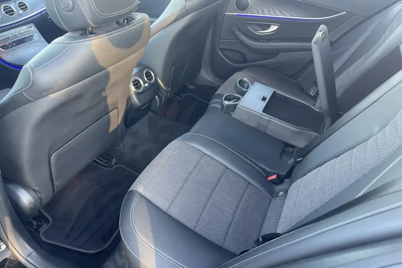 Mercedes-Benz E din 2021 cu 121.271 km - oferta MER142551 - foto 22