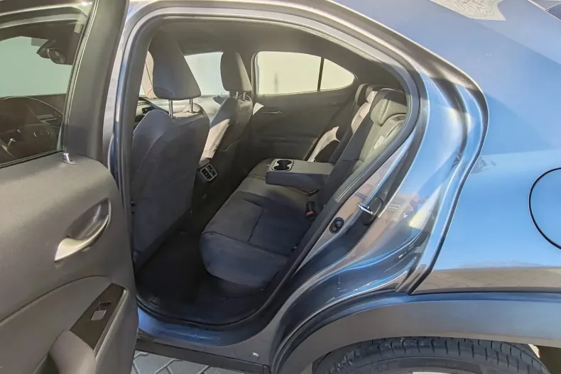 Lexus UX din 2020 cu 76.600 km - oferta LEX142553 - foto 6