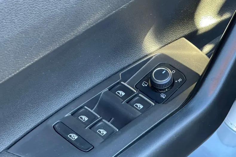 Volkswagen Polo din 2023 cu 64.100 km - oferta VOL142563 - foto 27