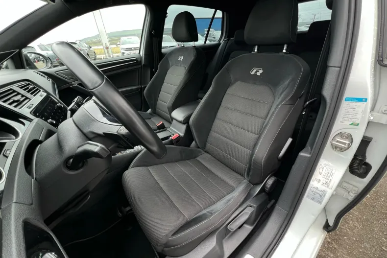 Volkswagen Golf din 2019 cu 95.234 km - oferta VOL142567 - foto 9