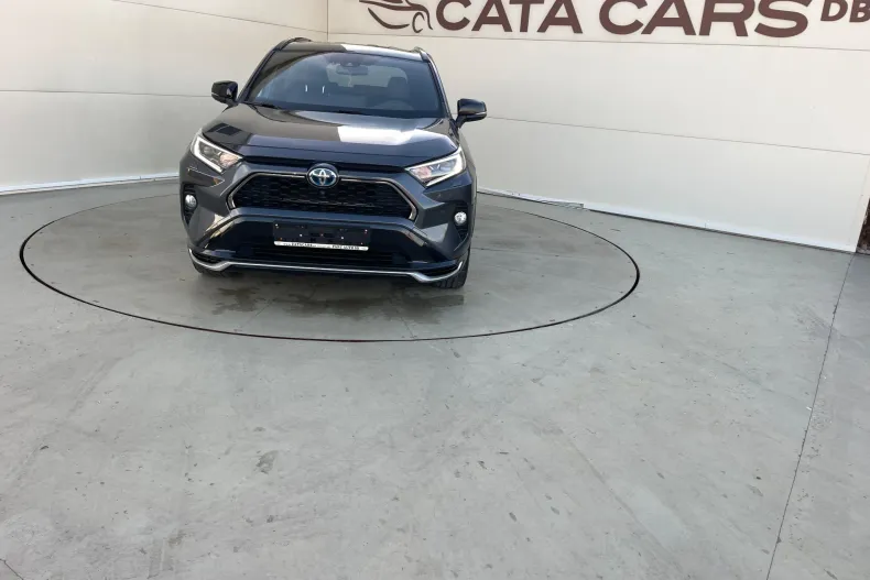 Toyota RAV4 din 2021 cu 180.000 km - oferta TOY142568 - foto 2