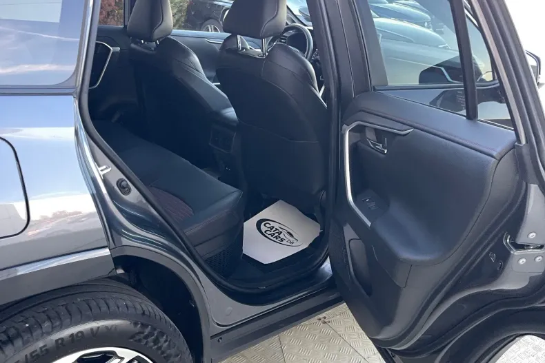 Toyota RAV4 din 2021 cu 180.000 km - oferta TOY142568 - foto 24