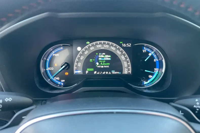 Toyota RAV4 din 2021 cu 180.000 km - oferta TOY142568 - foto 39