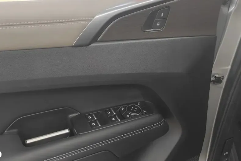 Volkswagen Amarok din 2025 cu 5 km - oferta VOL142569 - foto 10