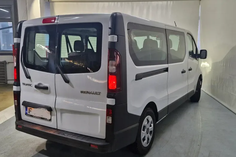 Renault Trafic din 2024 cu 12.029 km - oferta REN142577 - foto 2