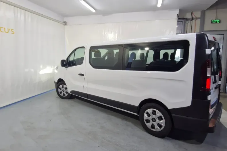 Renault Trafic din 2024 cu 12.029 km - oferta REN142577 - foto 8