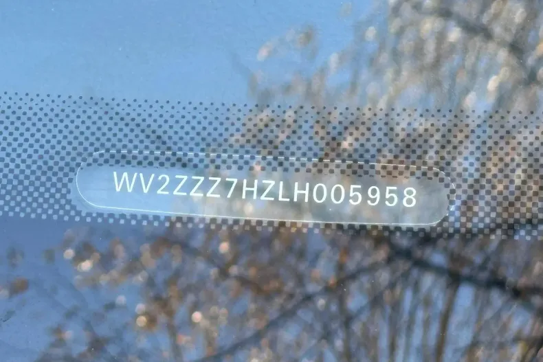 Volkswagen Caravelle din 2019 cu 172.000 km - oferta VOL142579 - foto 28