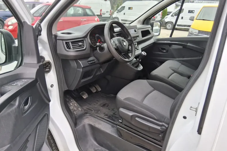 Renault Trafic din 2023 cu 70.185 km - oferta REN142589 - foto 9