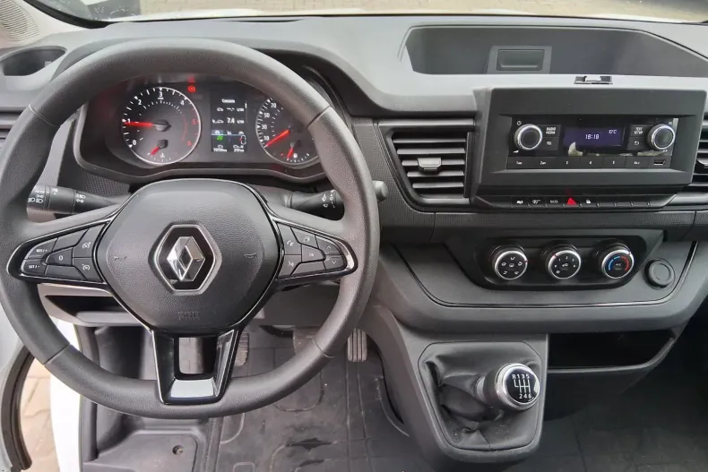 Renault Trafic din 2023 cu 70.185 km - oferta REN142589 - foto 12