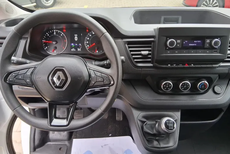 Renault Trafic din 2023 cu 66.032 km - oferta REN142591 - foto 9