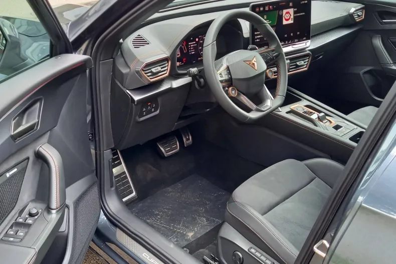 Cupra Formentor din 2025 cu 2.600 km - oferta CUP142599 - foto 7