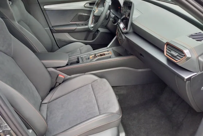 Cupra Formentor din 2025 cu 2.600 km - oferta CUP142599 - foto 15