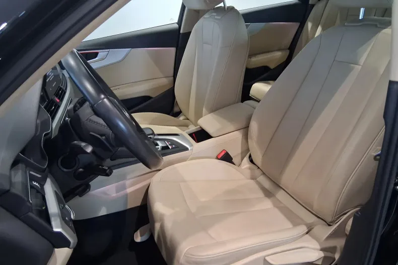 Audi A4 din 2021 cu 52.313 km - oferta AUD142603 - foto 13