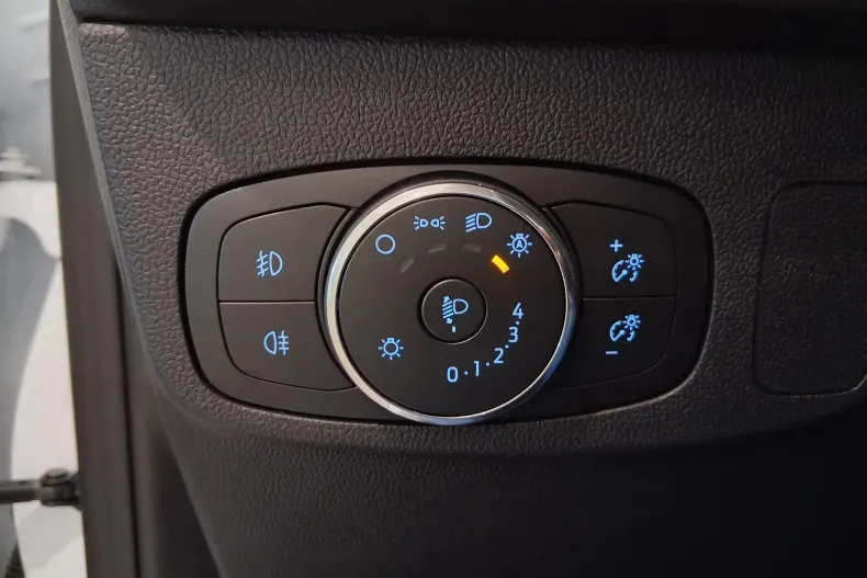 Ford Focus din 2022 cu 49.824 km - oferta FOR142605 - foto 17